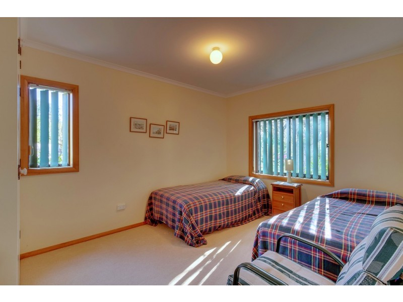 15 Osborne Esplanade, Kingston Beach TAS 7050