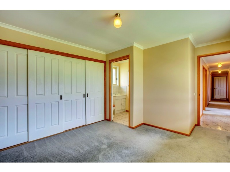 17 Guardian Court Huntingfield, Kingston TAS 7050