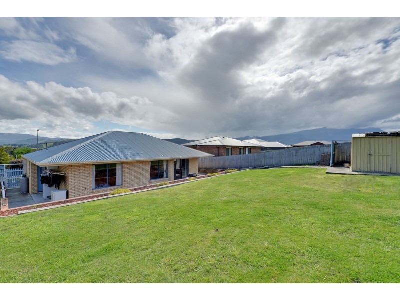 18 Kingfisher Street, Kingston TAS 7050