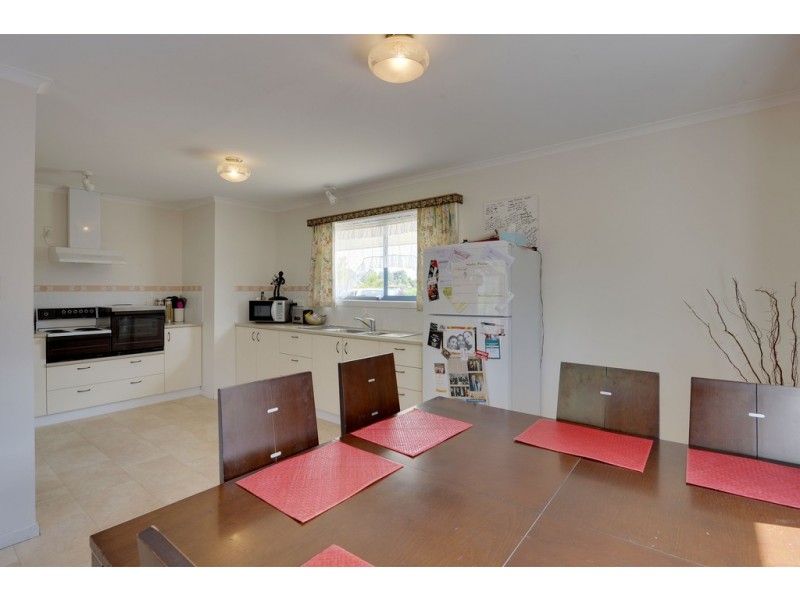 18 Kingfisher Street, Kingston TAS 7050
