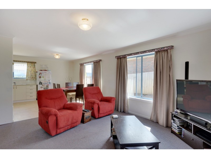 18 Kingfisher Street, Kingston TAS 7050