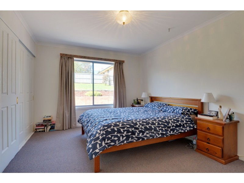 18 Kingfisher Street, Kingston TAS 7050