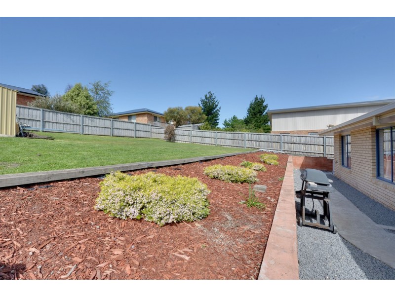18 Kingfisher Street, Kingston TAS 7050