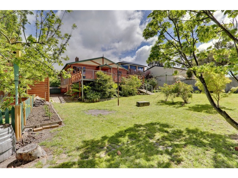 128 Roslyn Avenue, Blackmans Bay TAS 7052