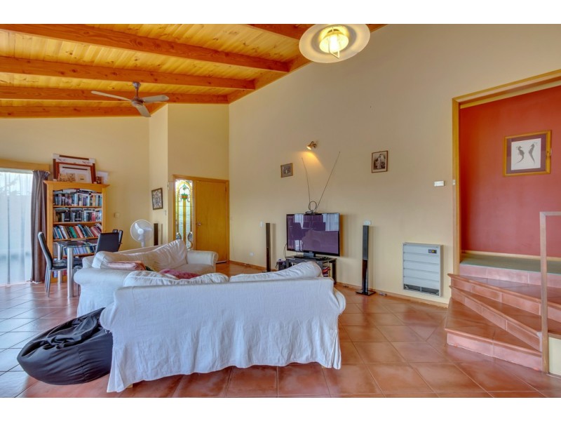 50 Hutchins Street, Kingston TAS 7050