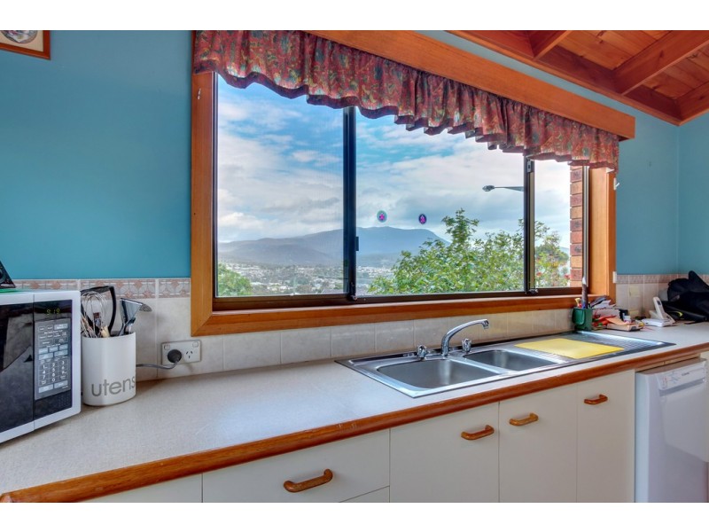 50 Hutchins Street, Kingston TAS 7050