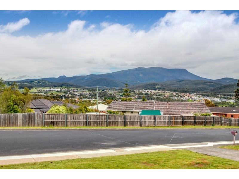 50 Hutchins Street, Kingston TAS 7050