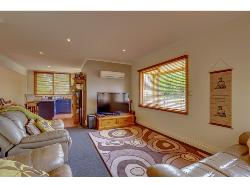 27 Windsor Street, Kingston Beach TAS 7050