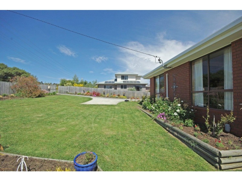 95 Redwood Road, Kingston TAS 7050