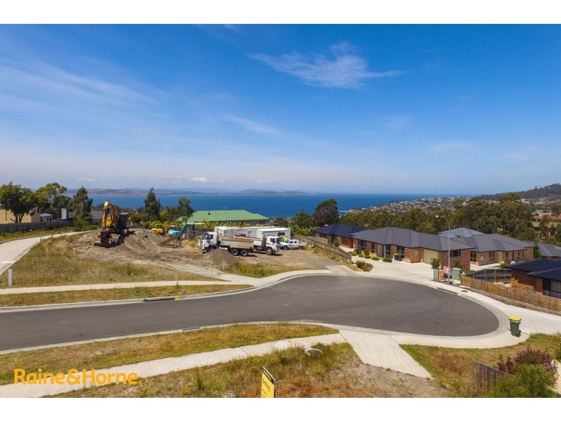 21 Cider Gum Drive, Blackmans Bay TAS 7052