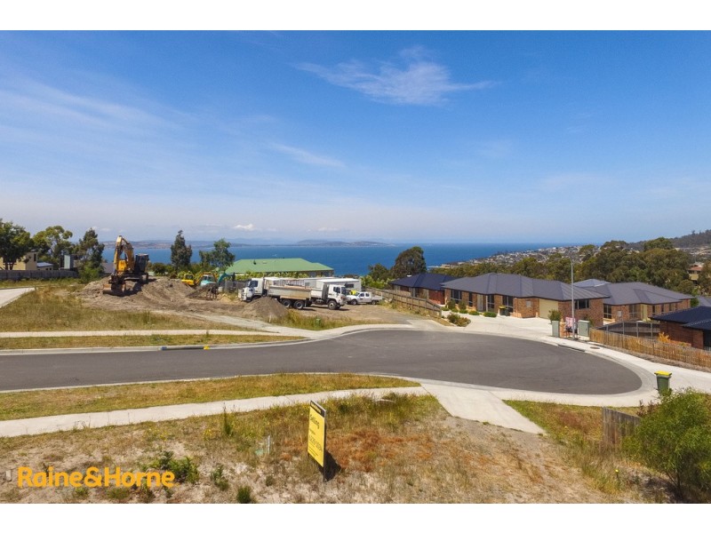 21 Cider Gum Drive, Blackmans Bay TAS 7052