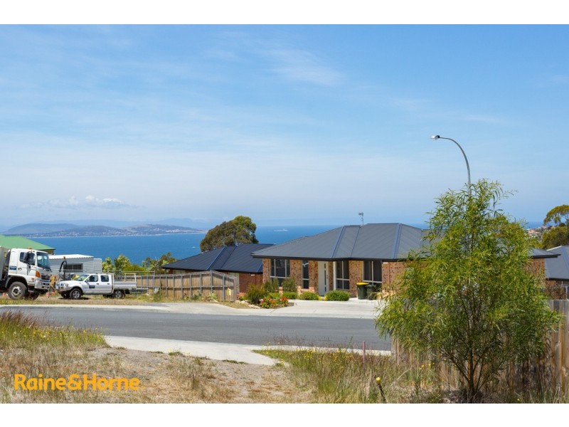 21 Cider Gum Drive, Blackmans Bay TAS 7052