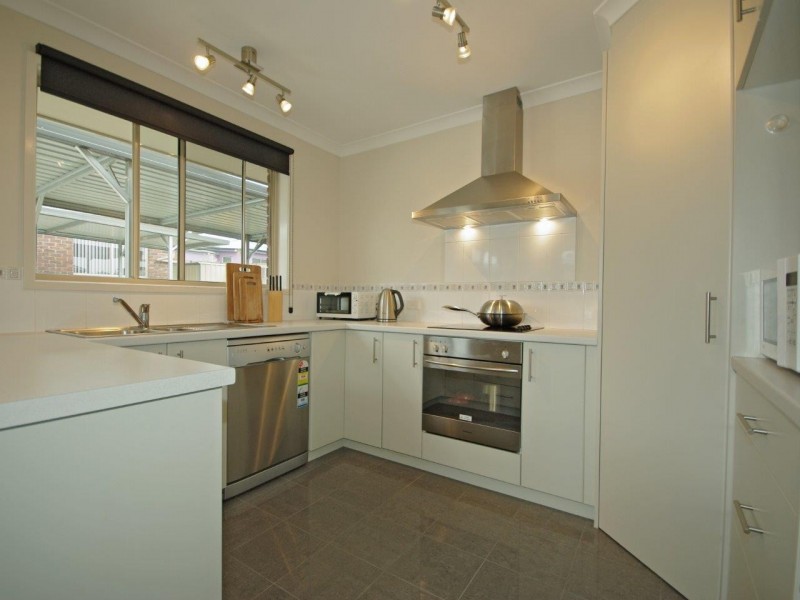 3/36 Queens Parade, Kingston TAS 7050