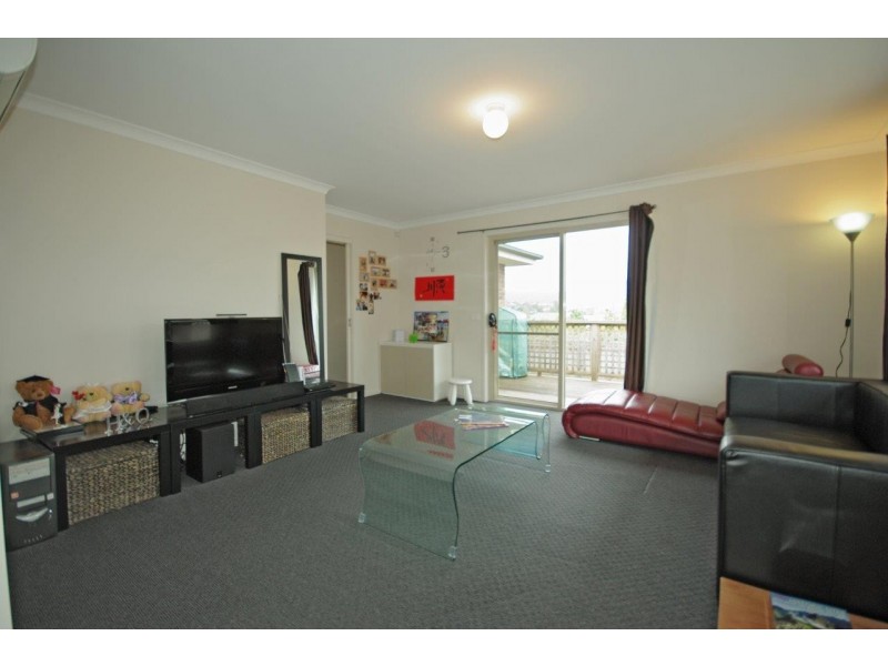 3/36 Queens Parade, Kingston TAS 7050