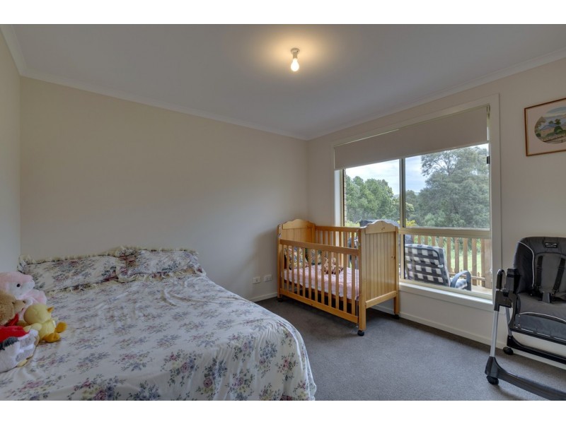 523 Village Drive, Kingston TAS 7050