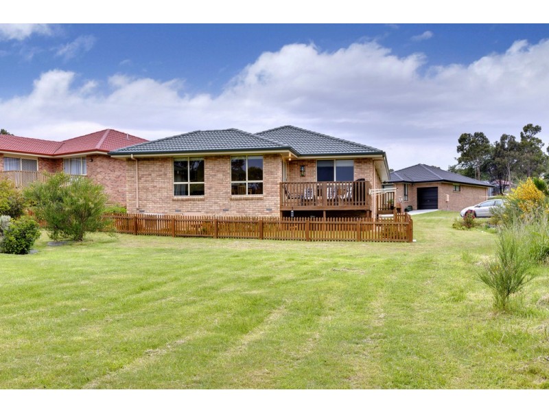 523 Village Drive, Kingston TAS 7050