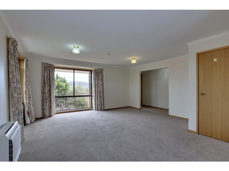 56 Village Drive, Kingston TAS 7050