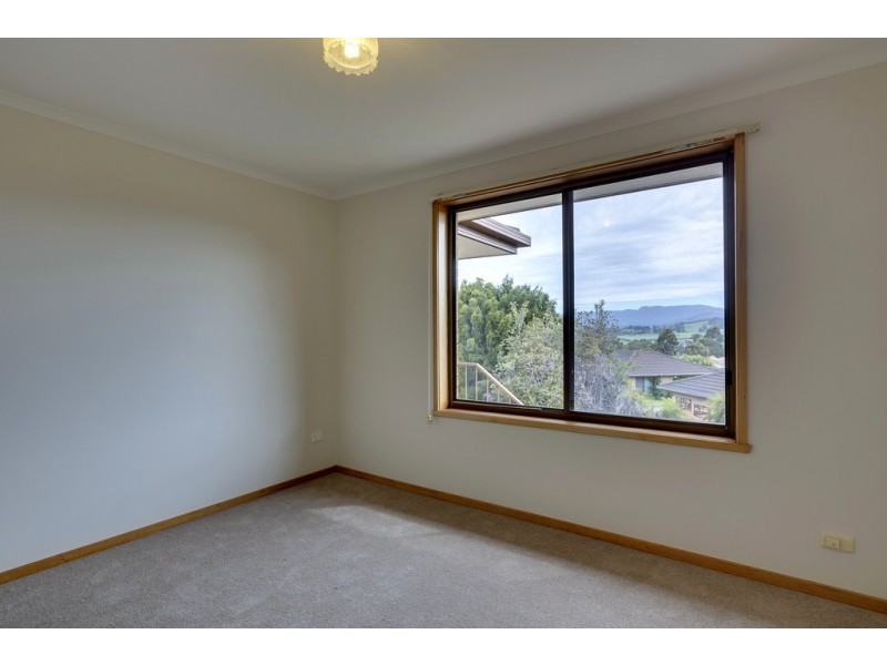 56 Village Drive, Kingston TAS 7050