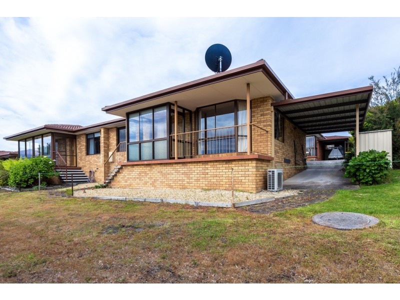 56 Village Drive, Kingston TAS 7050