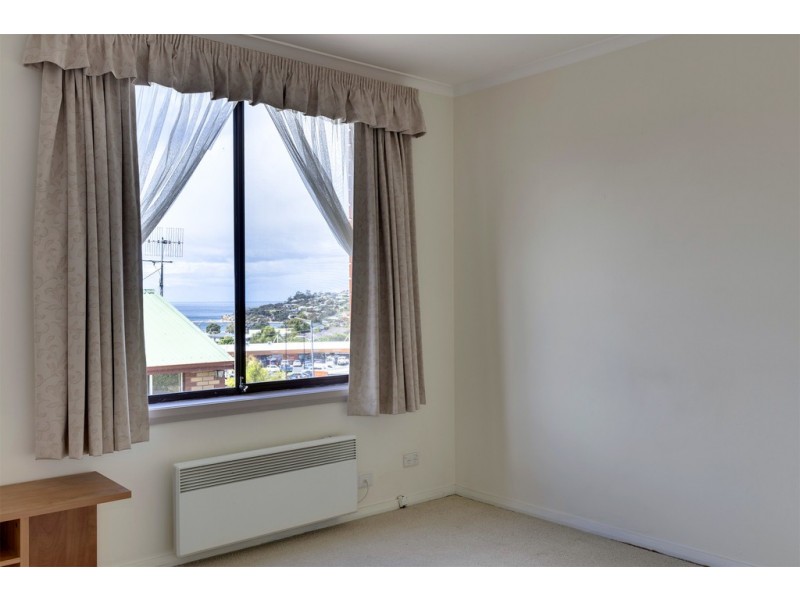 3/10 Opal Drive, Blackmans Bay TAS 7052