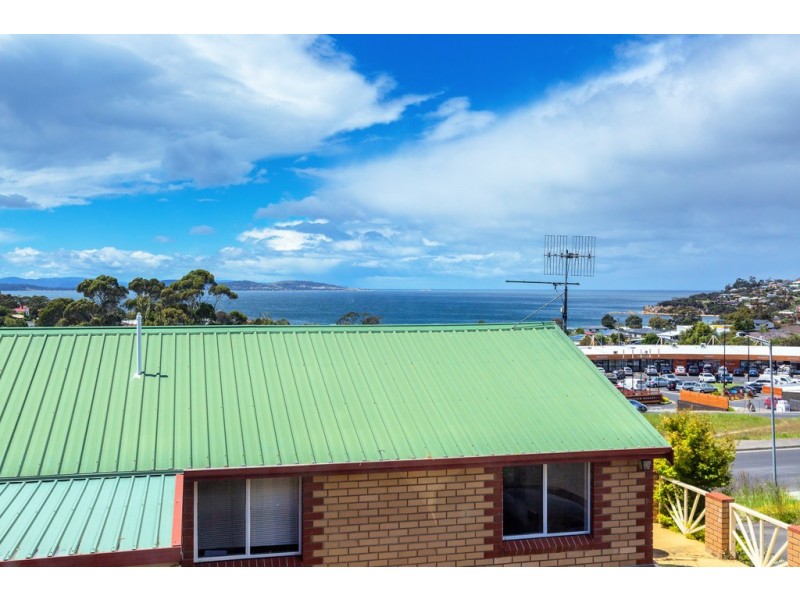 3/10 Opal Drive, Blackmans Bay TAS 7052