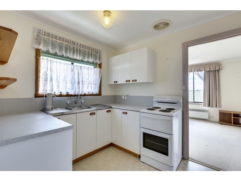 3/10 Opal Drive, Blackmans Bay TAS 7052