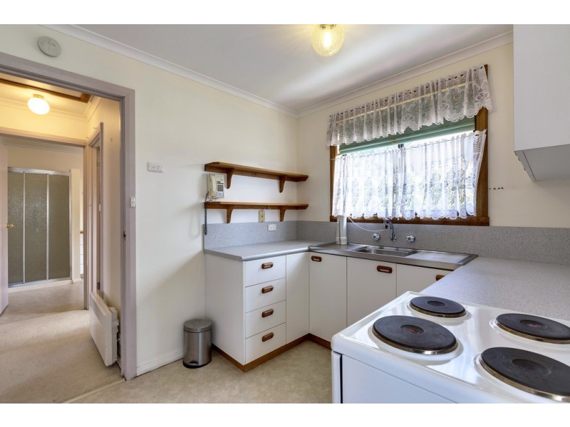 3/10 Opal Drive, Blackmans Bay TAS 7052