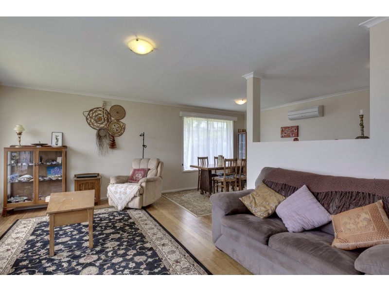 24 Tarana Road, Blackmans Bay TAS 7052