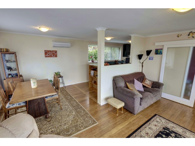 24 Tarana Road, Blackmans Bay TAS 7052