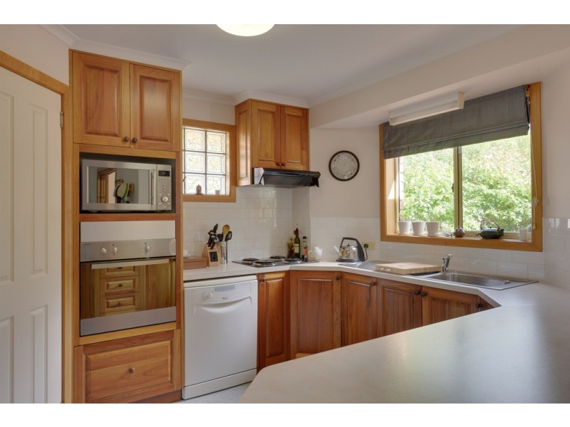 100 Willowbend Road, Kingston TAS 7050