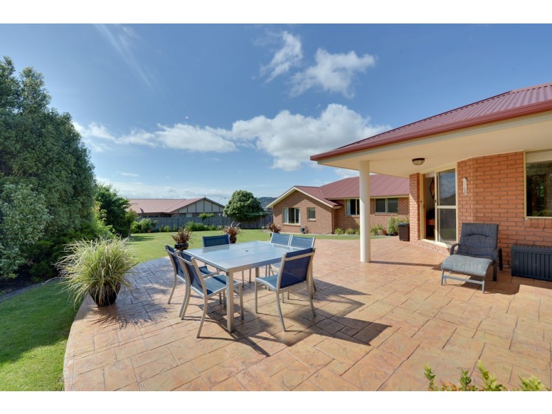 100 Willowbend Road, Kingston TAS 7050