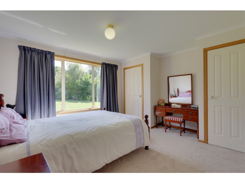 100 Willowbend Road, Kingston TAS 7050
