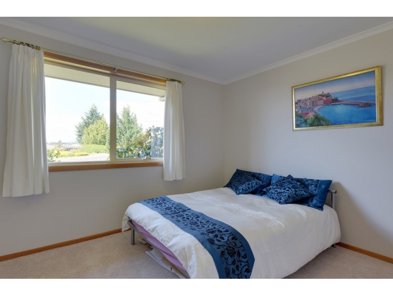 100 Willowbend Road, Kingston TAS 7050