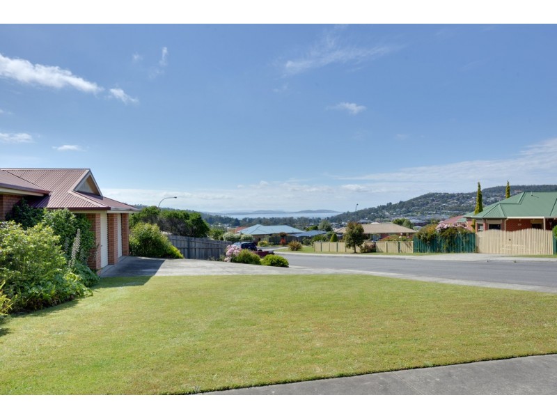 100 Willowbend Road, Kingston TAS 7050