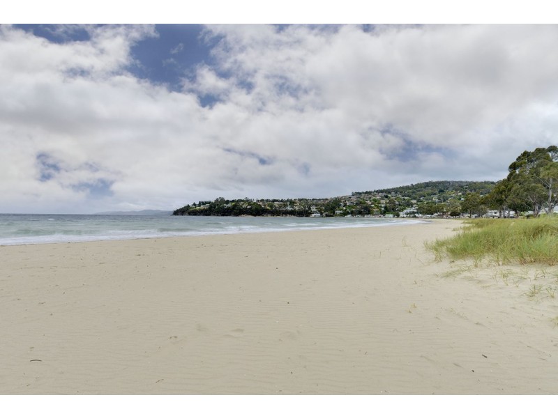 61 Balmoral Road, Kingston Beach TAS 7050