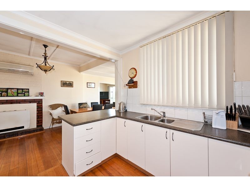 8 Auburn Road, Kingston Beach TAS 7050