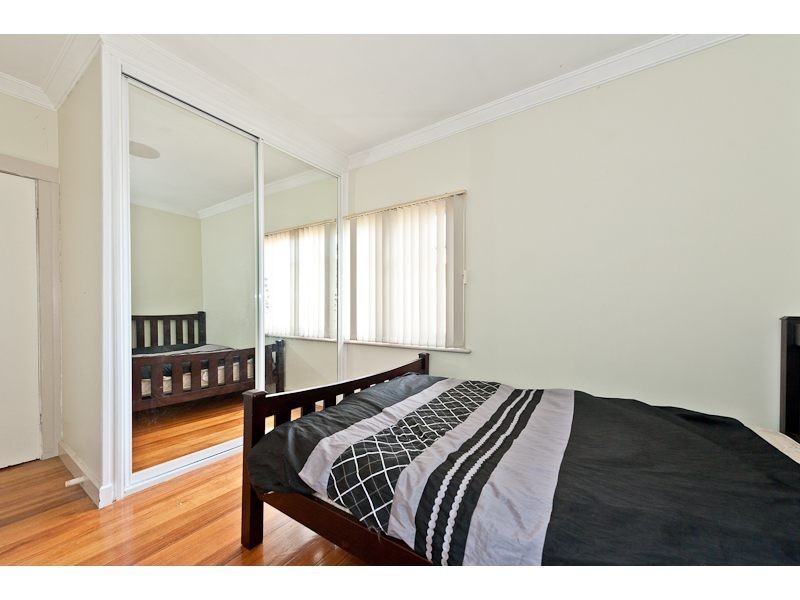 8 Auburn Road, Kingston Beach TAS 7050