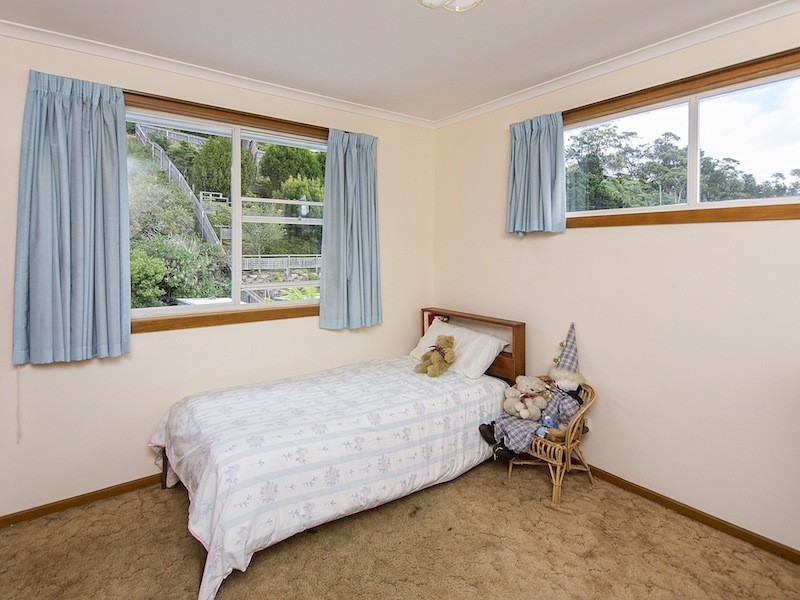 12 Ewing Avenue, Kingston Beach TAS 7050