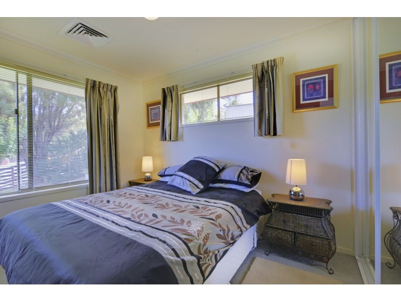 24 Calder Crescent, Blackmans Bay TAS 7052