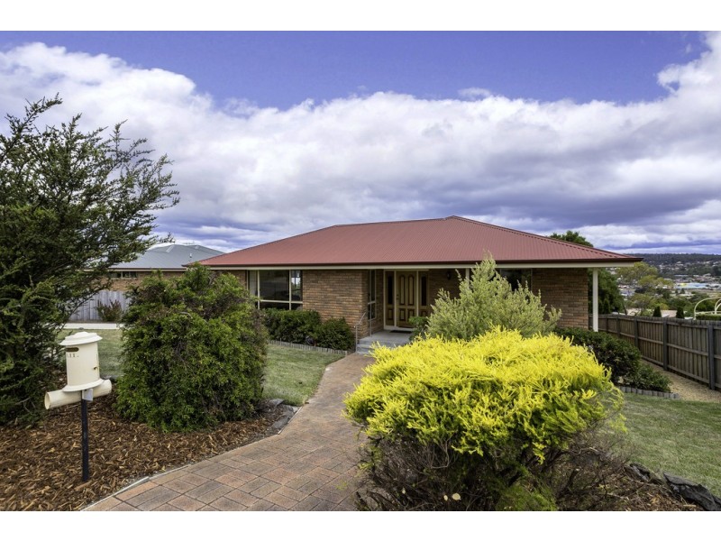25 Adelong Drive, Kingston TAS 7050