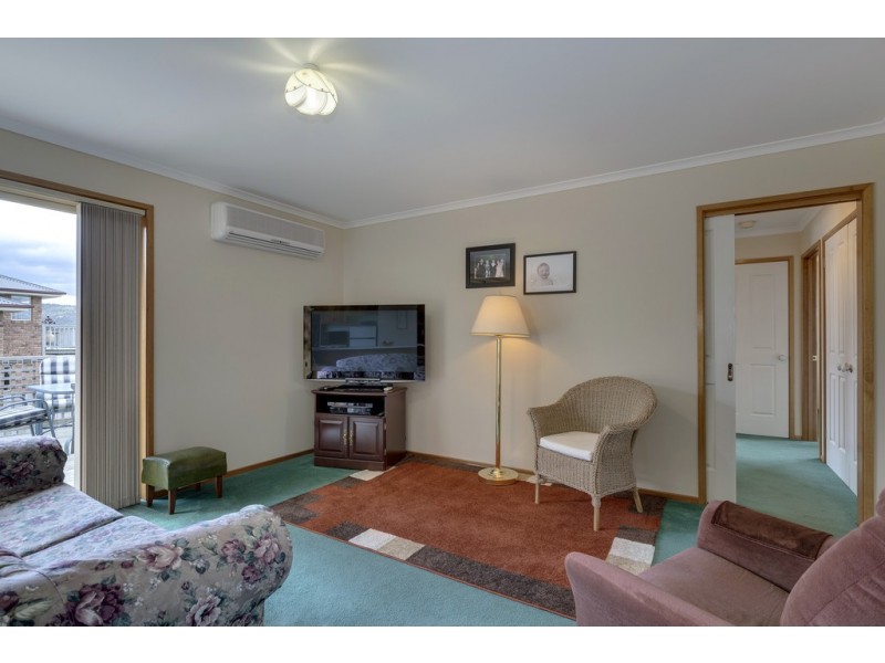 25 Adelong Drive, Kingston TAS 7050