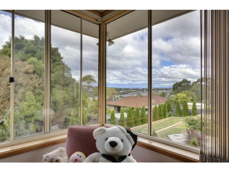 25 Adelong Drive, Kingston TAS 7050