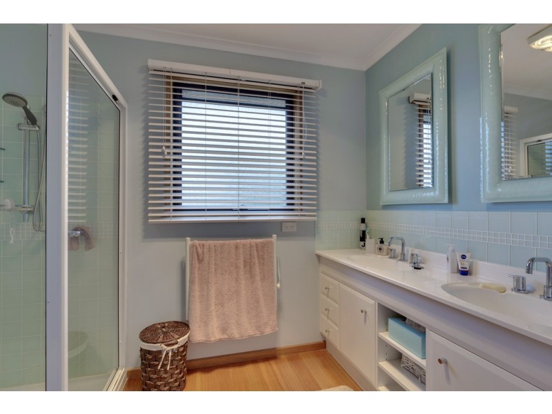 29 Mirramar Park, Blackmans Bay TAS 7052