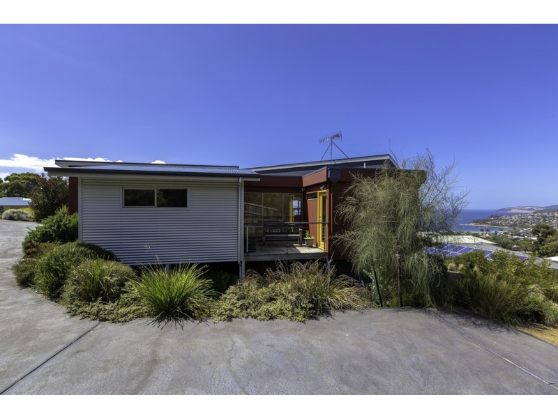 66 Tingira Road, Blackmans Bay TAS 7052