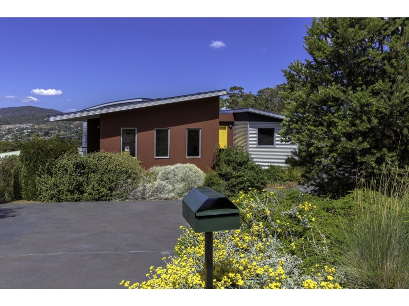 66 Tingira Road, Blackmans Bay TAS 7052