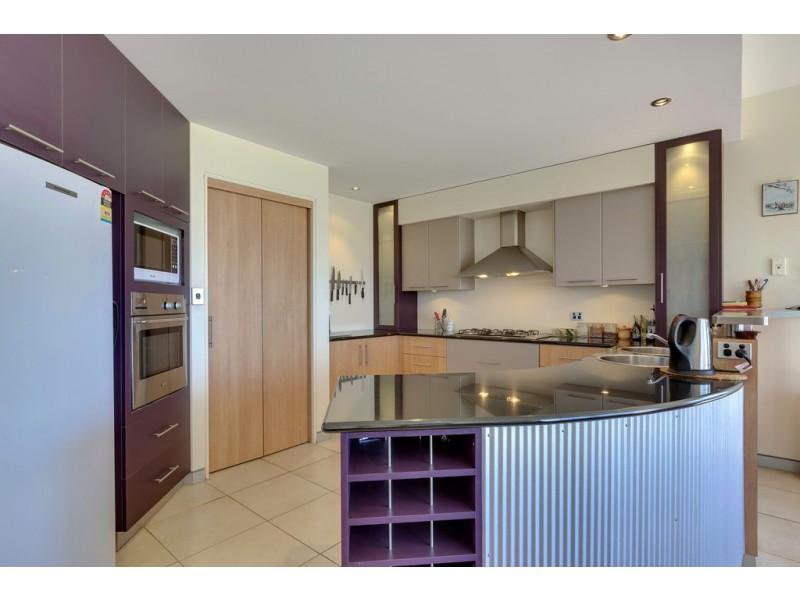 66 Tingira Road, Blackmans Bay TAS 7052