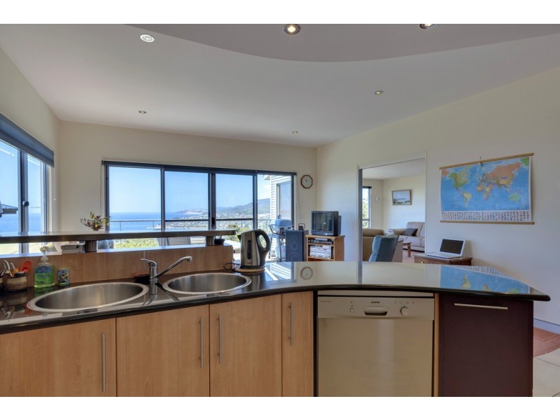 66 Tingira Road, Blackmans Bay TAS 7052