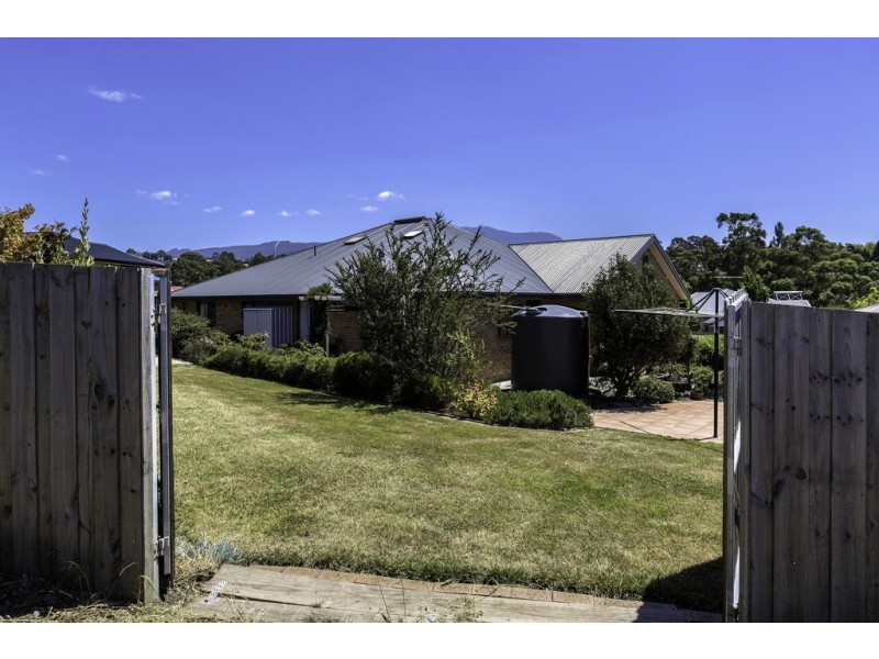 36 Greenhill Drive, Kingston TAS 7050