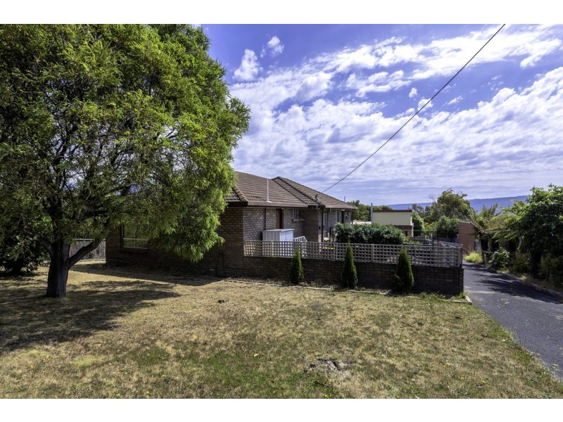 1/12 Baynton Street, Kingston TAS 7050
