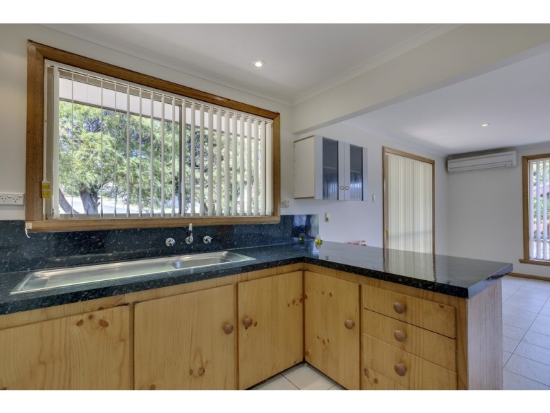1/12 Baynton Street, Kingston TAS 7050